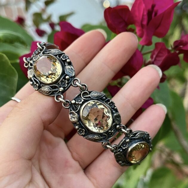Art&Craft Silver and Citrine Bracelet with Leaves Motif